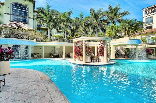 2625 NE 14th Avenue 401, Wilton Manors, FL 33334