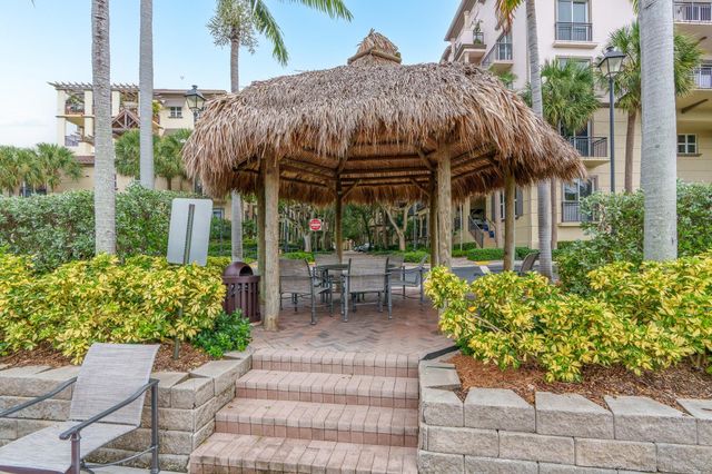 2625 NE 14th Avenue 401, Wilton Manors, FL 33334