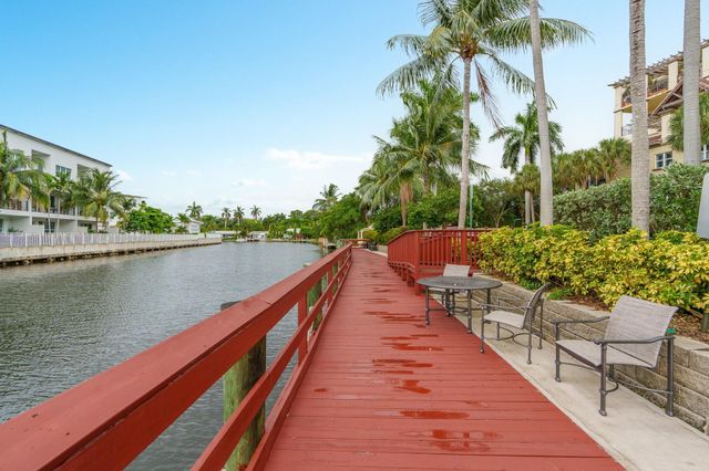 2625 NE 14th Avenue 401, Wilton Manors, FL 33334