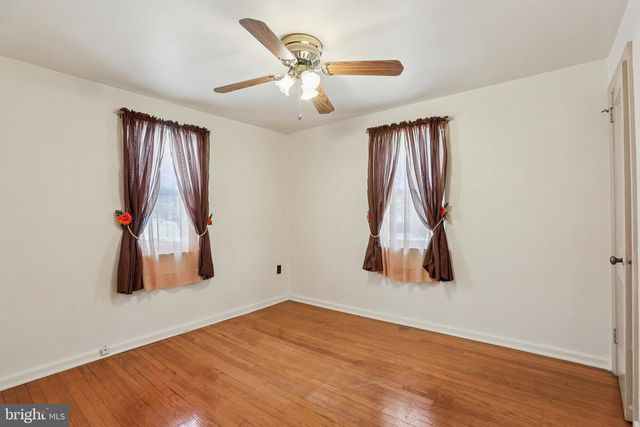 705 PARKWAY BLVD, York, PA 17404