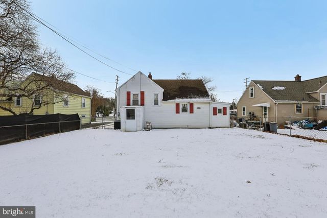 705 PARKWAY BLVD, York, PA 17404