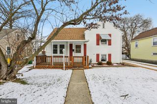 705 PARKWAY BLVD, York, PA 17404