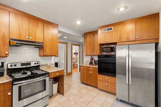 487 Ward Street, Newton, MA 02459