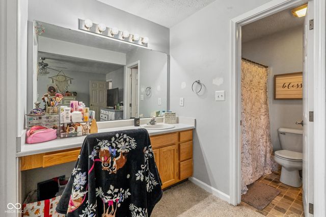 1259 Crisfield Circle, Greenwood, IN 46142