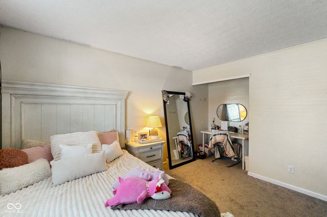 1259 Crisfield Circle, Greenwood, IN 46142