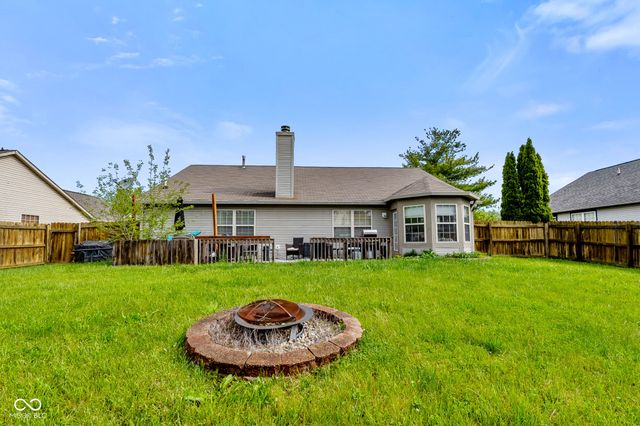 1259 Crisfield Circle, Greenwood, IN 46142