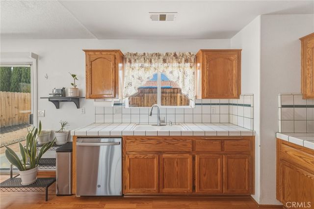 12312 Woodview, Victorville, CA 92392