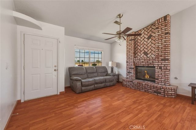 12312 Woodview, Victorville, CA 92392