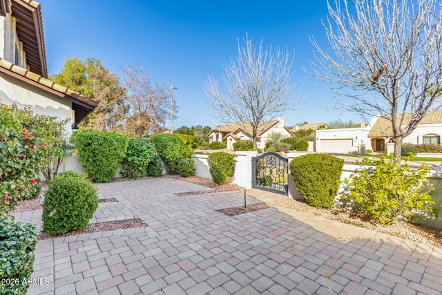 9849 E WINDROSE Drive, Scottsdale, AZ 85260