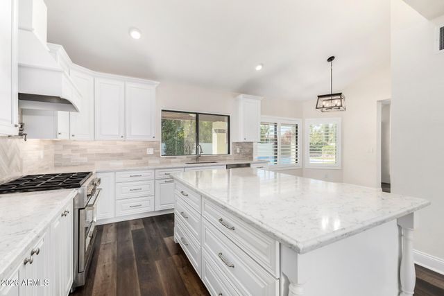 9849 E WINDROSE Drive, Scottsdale, AZ 85260