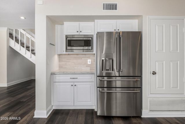 9849 E WINDROSE Drive, Scottsdale, AZ 85260