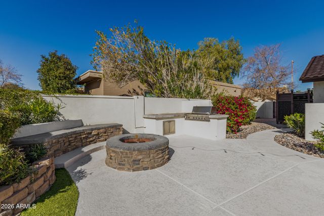 9849 E WINDROSE Drive, Scottsdale, AZ 85260