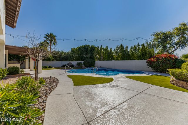 9849 E WINDROSE Drive, Scottsdale, AZ 85260