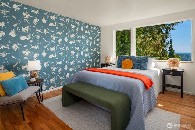 7282 S 135th Street, Seattle, WA 98178