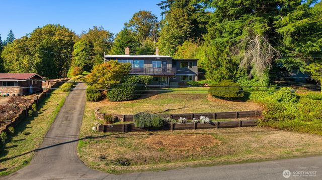 7282 S 135th Street, Seattle, WA 98178