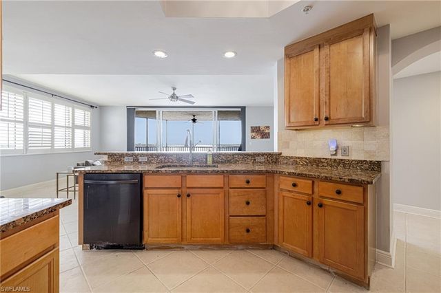 2090 W First ST E705, Fort Myers, FL 33901