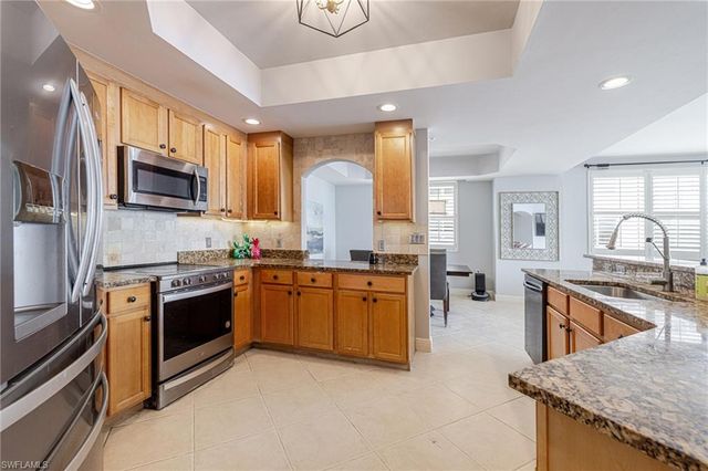 2090 W First ST E705, Fort Myers, FL 33901