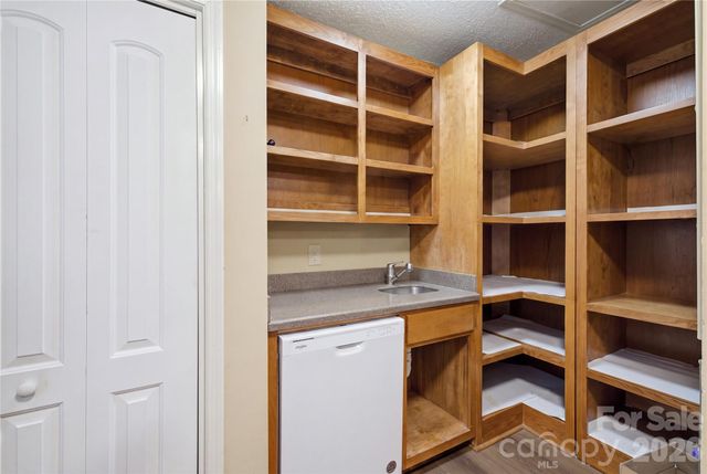 2185 E Ridge Road, Salisbury, NC 28144