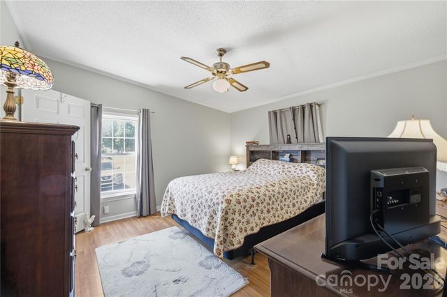 2185 E Ridge Road, Salisbury, NC 28144