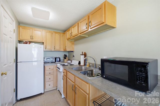 2185 E Ridge Road, Salisbury, NC 28144