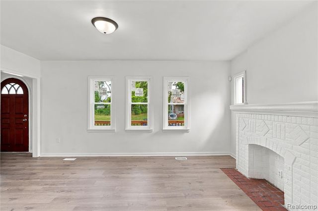 14474 Mapleridge Street, Detroit, MI 48205