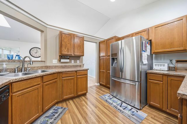 1913 Mallow Lane, Grove City, OH 43123
