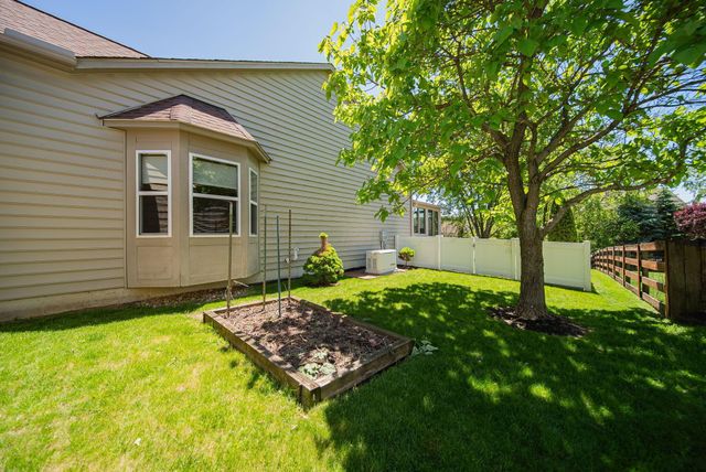 1913 Mallow Lane, Grove City, OH 43123