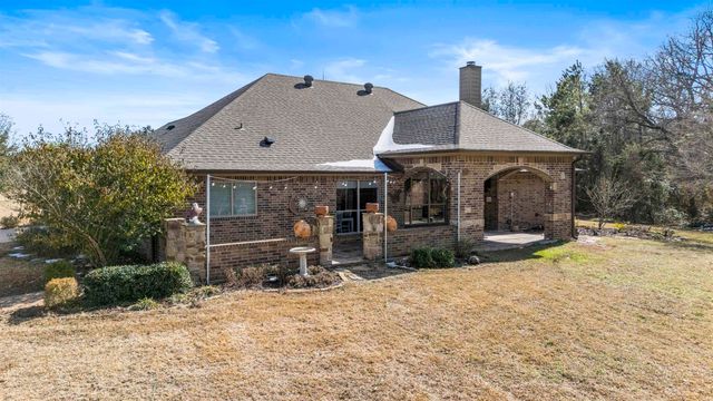 1455 CR 306 D, Henderson, TX 75654