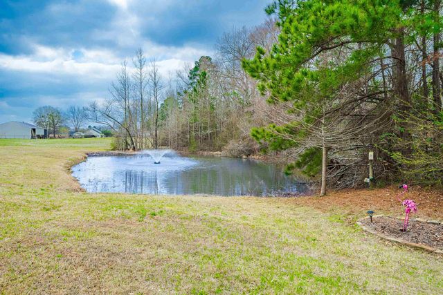 1455 CR 306 D, Henderson, TX 75654