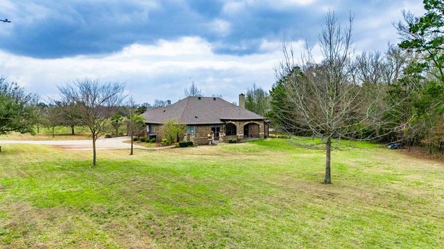 1455 CR 306 D, Henderson, TX 75654