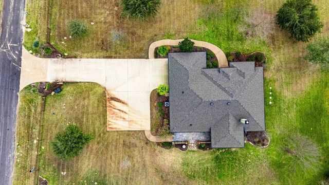 1455 CR 306 D, Henderson, TX 75654