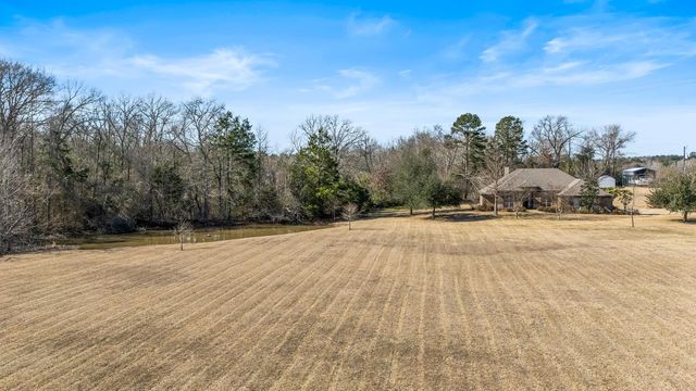 1455 CR 306 D, Henderson, TX 75654