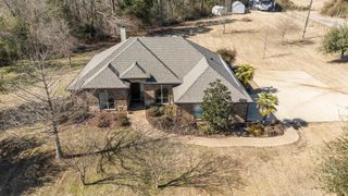 1455 CR 306 D, Henderson, TX 75654
