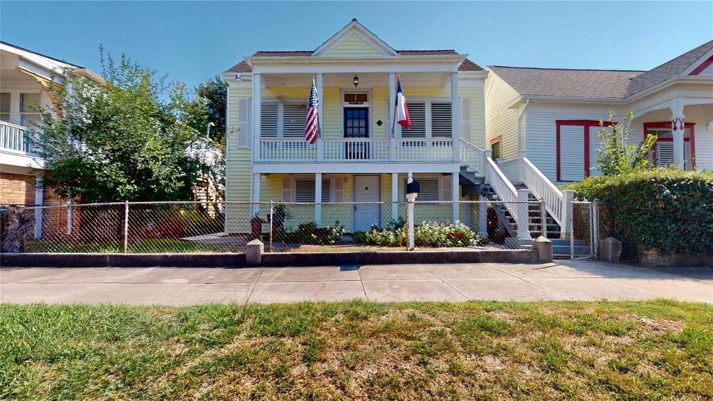 1711 Avenue M, Galveston, TX 77550