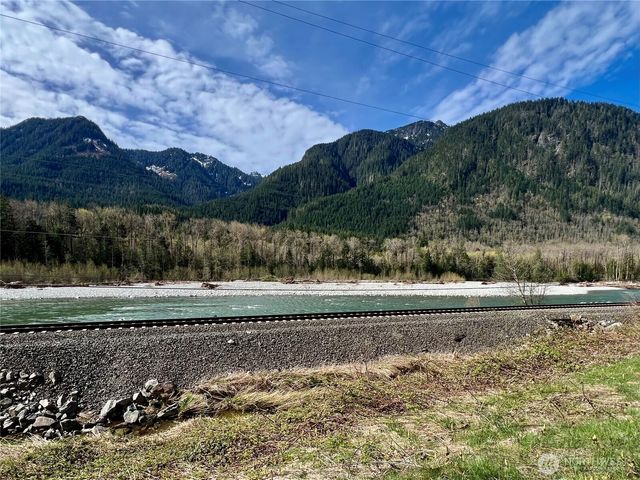 68116 NE 148th Street, Baring, WA 98224