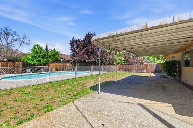 807 Cathedral Drive, Sunnyvale, CA 94087