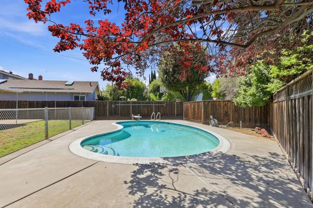 807 Cathedral Drive, Sunnyvale, CA 94087