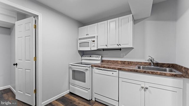 460 BLACKSHIRE RD, Severna Park, MD 21146