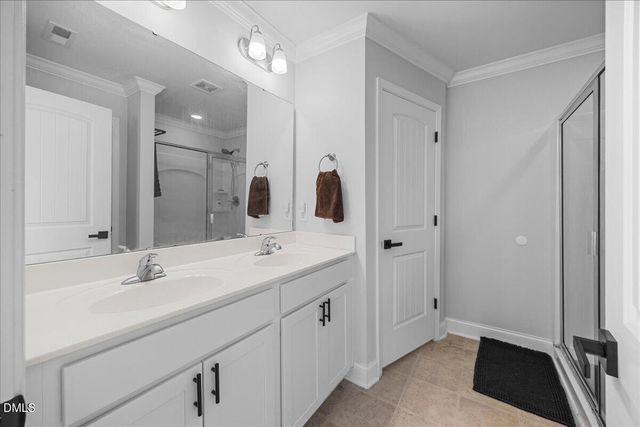 99 E Porthaven Way, Clayton, NC 27527