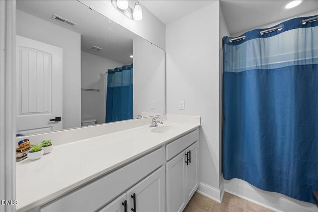 99 E Porthaven Way, Clayton, NC 27527