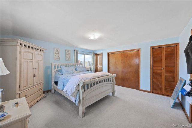 214 Central Boulevard, New Hyde Park, NY 11040