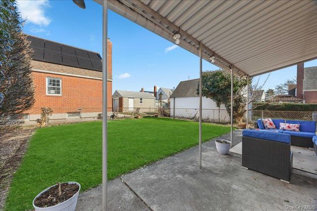 214 Central Boulevard, New Hyde Park, NY 11040