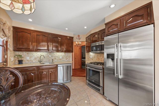 214 Central Boulevard, New Hyde Park, NY 11040