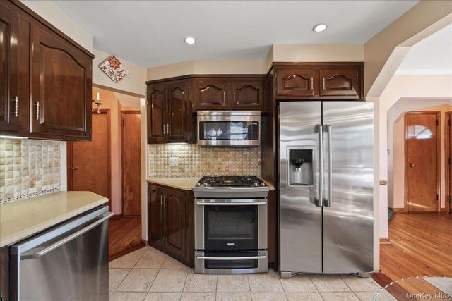 214 Central Boulevard, New Hyde Park, NY 11040