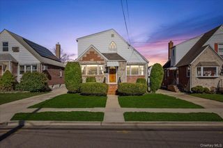 214 Central Boulevard, New Hyde Park, NY 11040