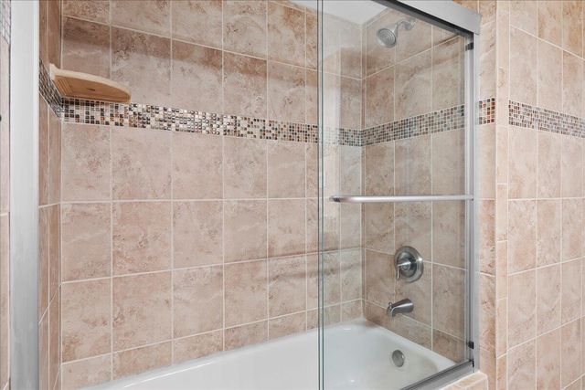 4734 Lucerne Lakes Boulevard E 302, Lake Worth, FL 33467