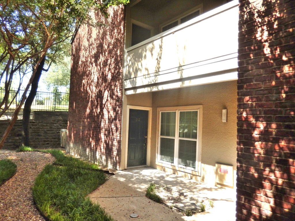 8601 Park Lane 312, Dallas, TX 75231
