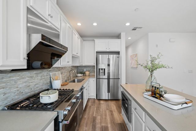 511 Sage Court, Milpitas, CA 95035