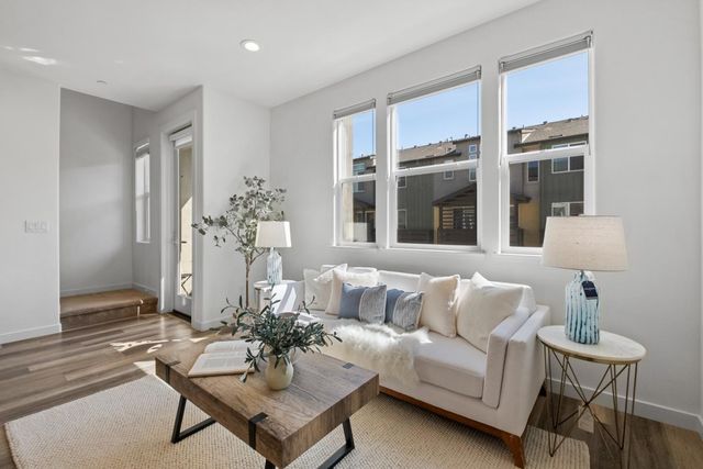 511 Sage Court, Milpitas, CA 95035