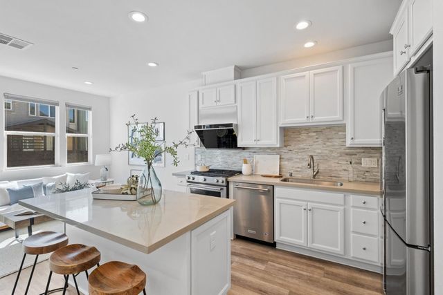 511 Sage Court, Milpitas, CA 95035